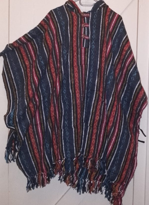 Poncho Rectangle Red Blue Diamond