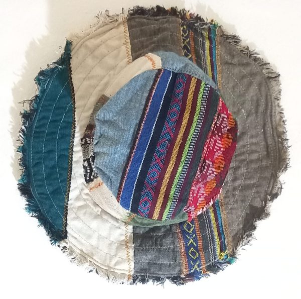 Frill hats wire