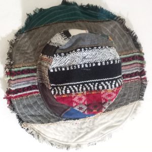 Frill hats wire