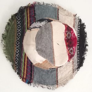 Frill hats wire