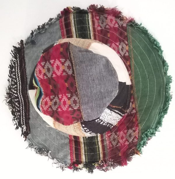 Frill hats wire